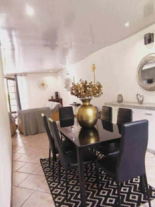 Charmante Maison Au Coeur Des 3 Montagnes Salazie Eksteriør bilde